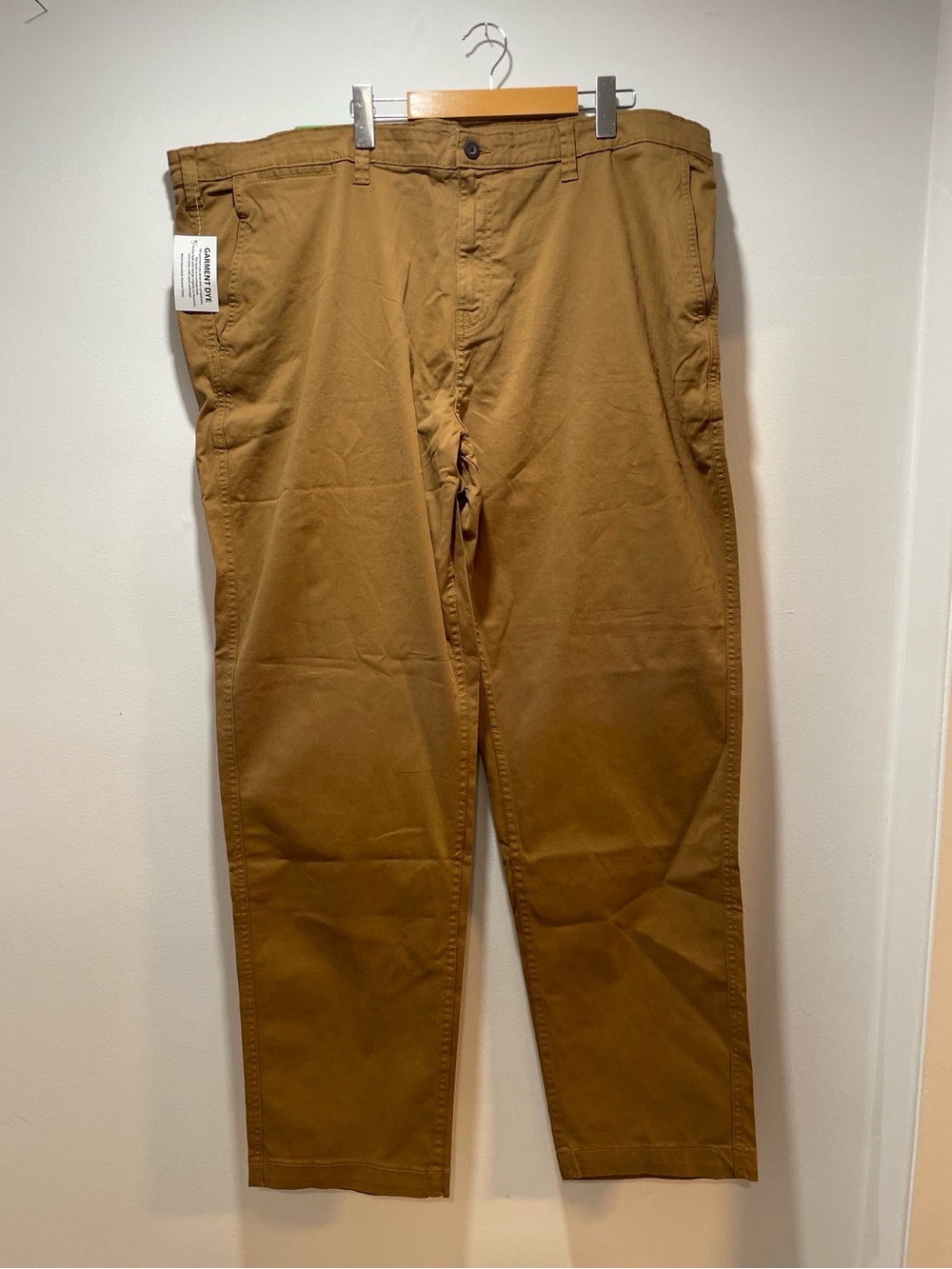 Men's Chino Pants in Brown - Classic Casual Fit